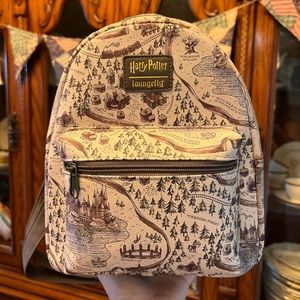 Loungefly Harry Potter Hogwarts Grounds Mini Packpack